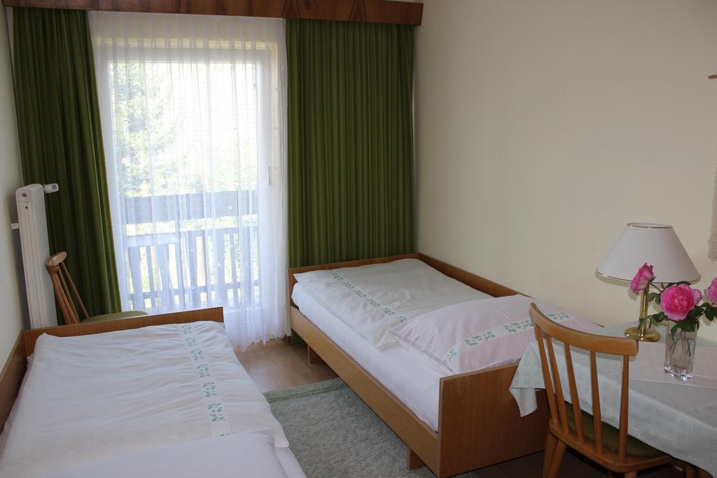 Dreimaderlhaus Appartamento Velden am Wörthersee Esterno foto