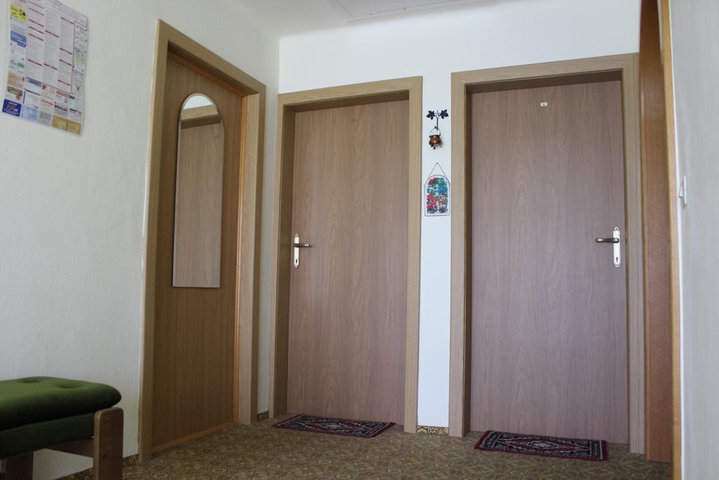 Dreimaderlhaus Appartamento Velden am Wörthersee Esterno foto